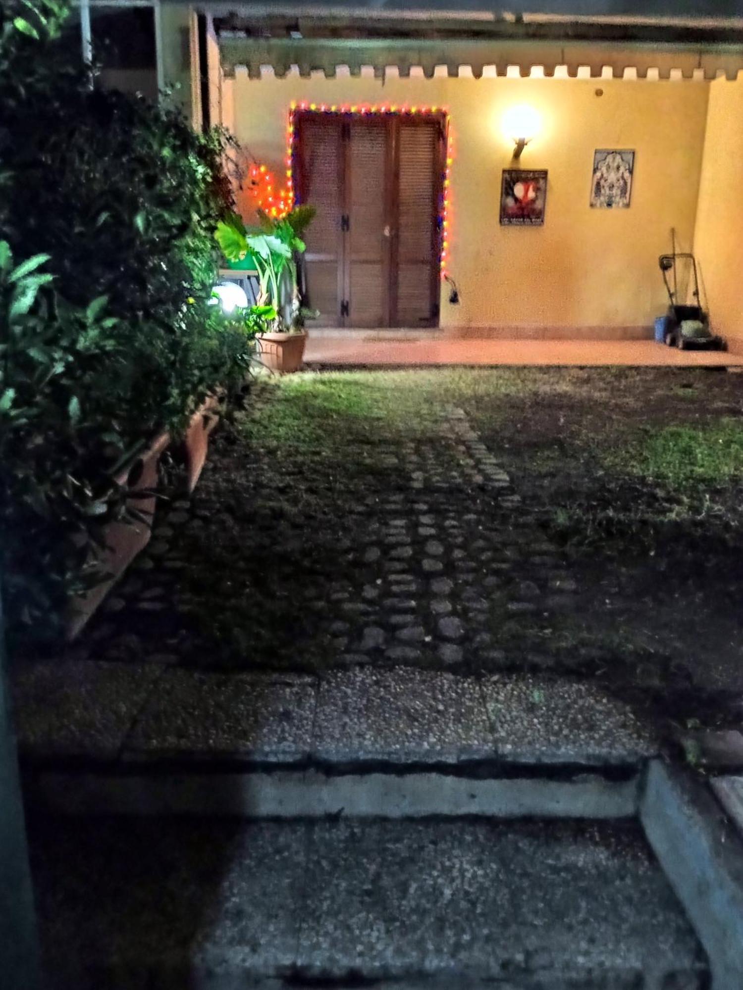 Bebadamo Ed Eva Apartment Villaggio del Fanciullo Ngoại thất bức ảnh